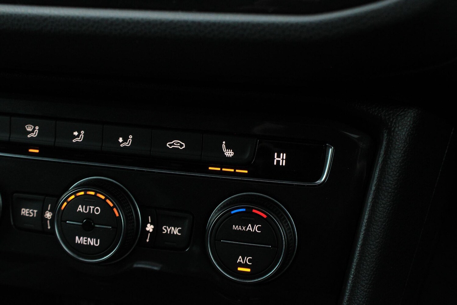 Used Volkswagen Tiguan 2019 for sale - 76990886: Photo 25