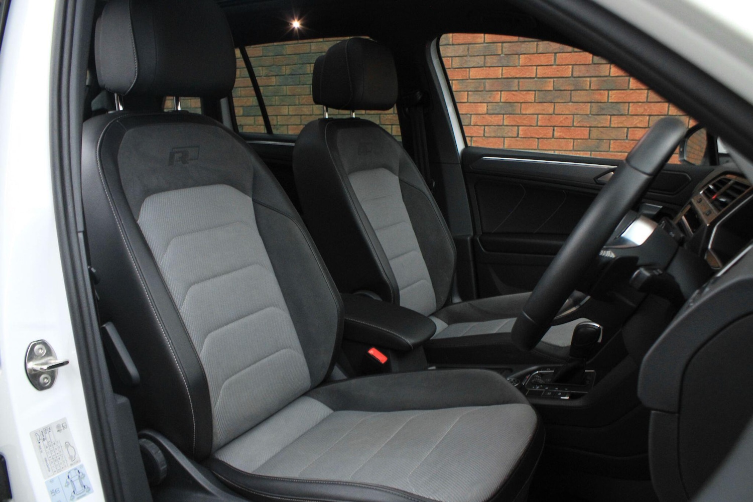 Used Volkswagen Tiguan 2019 for sale - 76990886: Photo 4