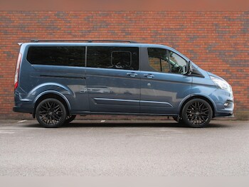 Used Ford Tourneo Custom 2022 for sale - 78276261: Photo