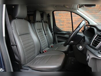 Used Ford Tourneo Custom 2022 for sale - 78276261: Photo