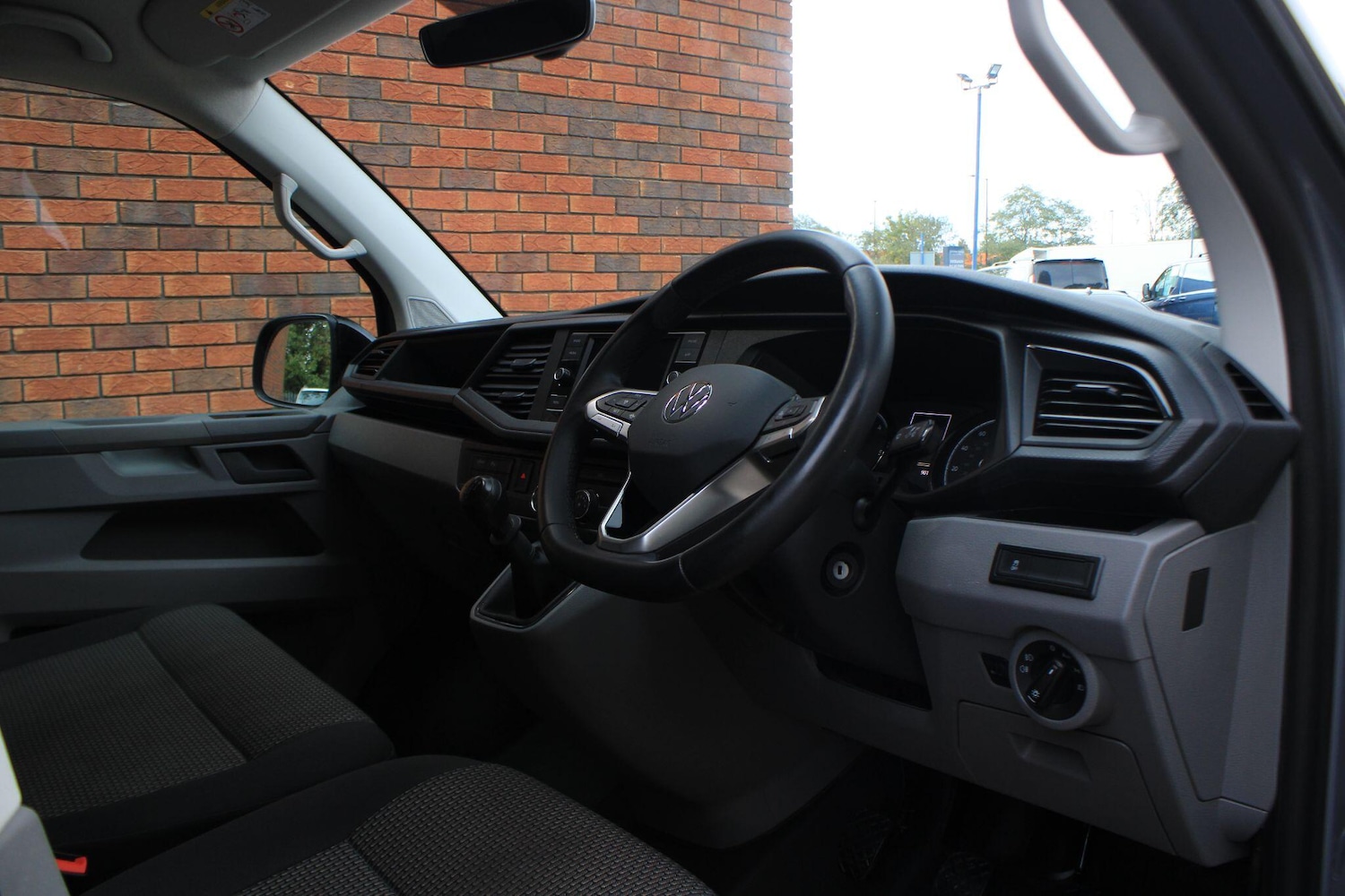 Used Volkswagen Transporter 2024 for sale - 76227308: Photo 5