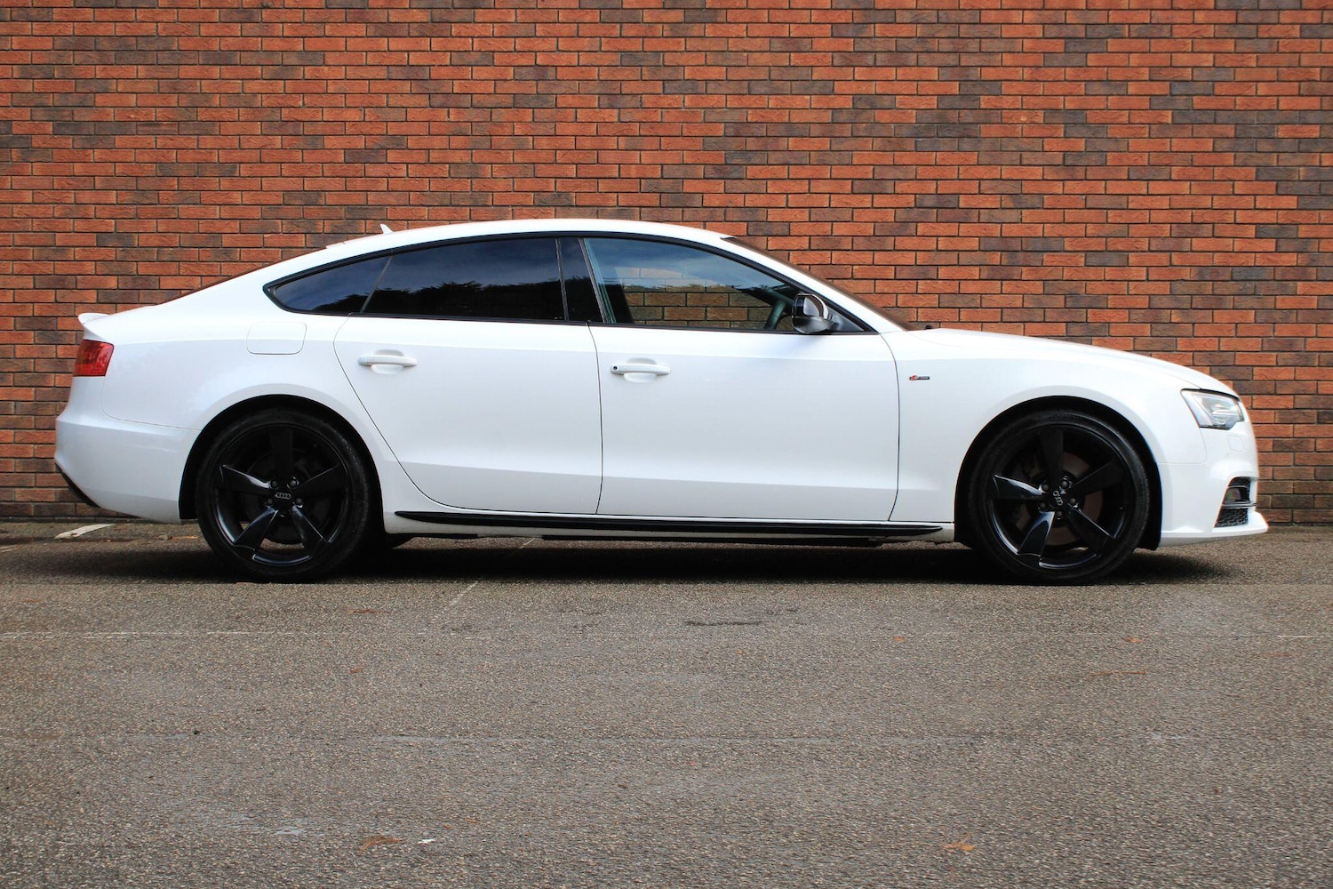 Used Audi A5 2016 for sale - 76326622: Photo 2