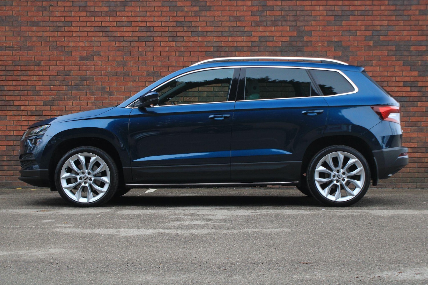 Used Skoda Karoq 2020 for sale - 77040343: Photo 17