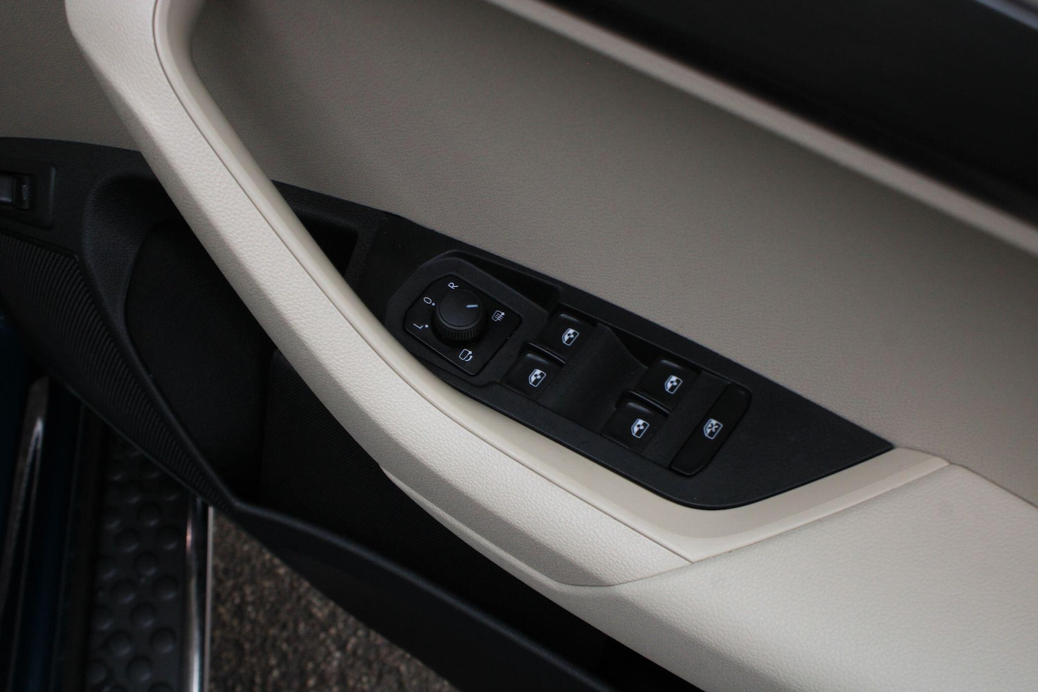 Used Skoda Karoq 2020 for sale - 77040343: Photo 33