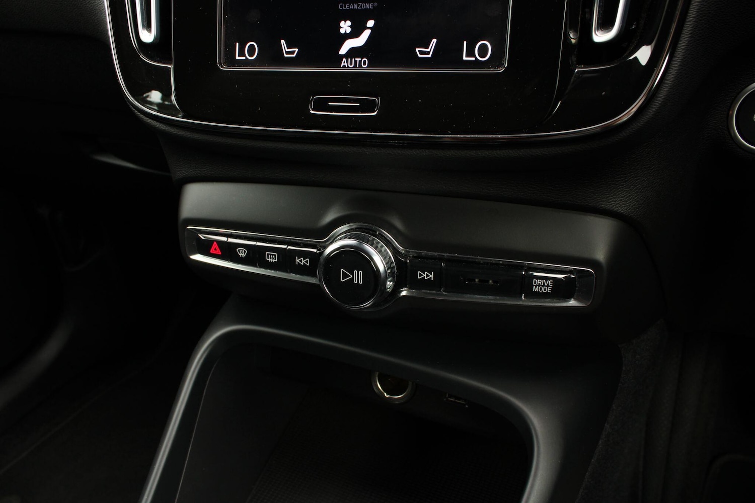 Used Volvo XC40 2021 for sale - 78073177: Photo 20