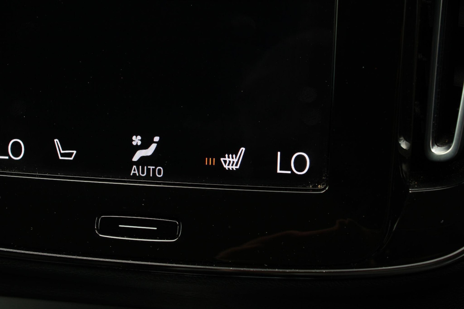 Used Volvo XC40 2021 for sale - 78073177: Photo 24