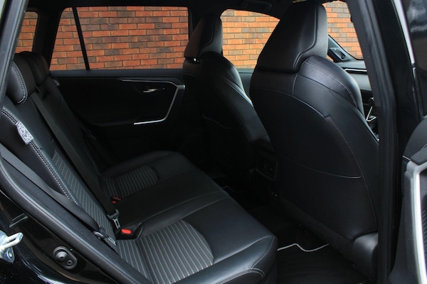 Used Toyota RAV4 2021 for sale - 76260519: Photo 12