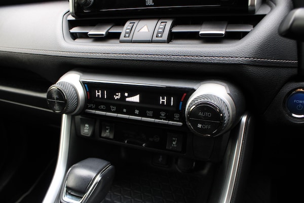 Used Toyota RAV4 2021 for sale - 76260519: Photo 21