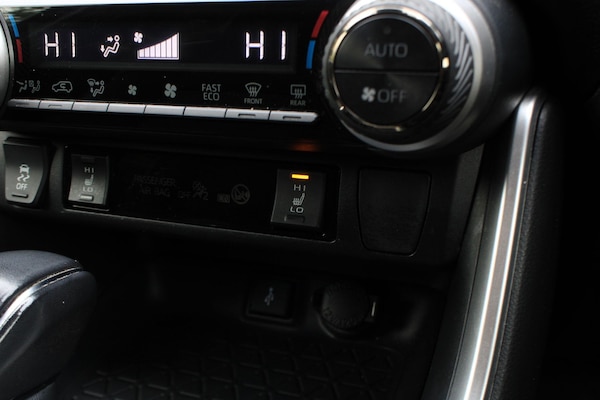 Used Toyota RAV4 2021 for sale - 76260519: Photo 25