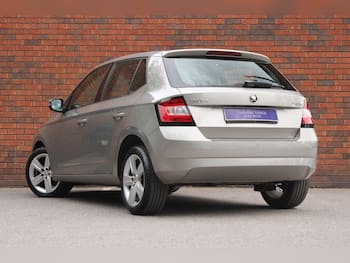 Used Skoda Fabia 2015 for sale - 79808232: Photo