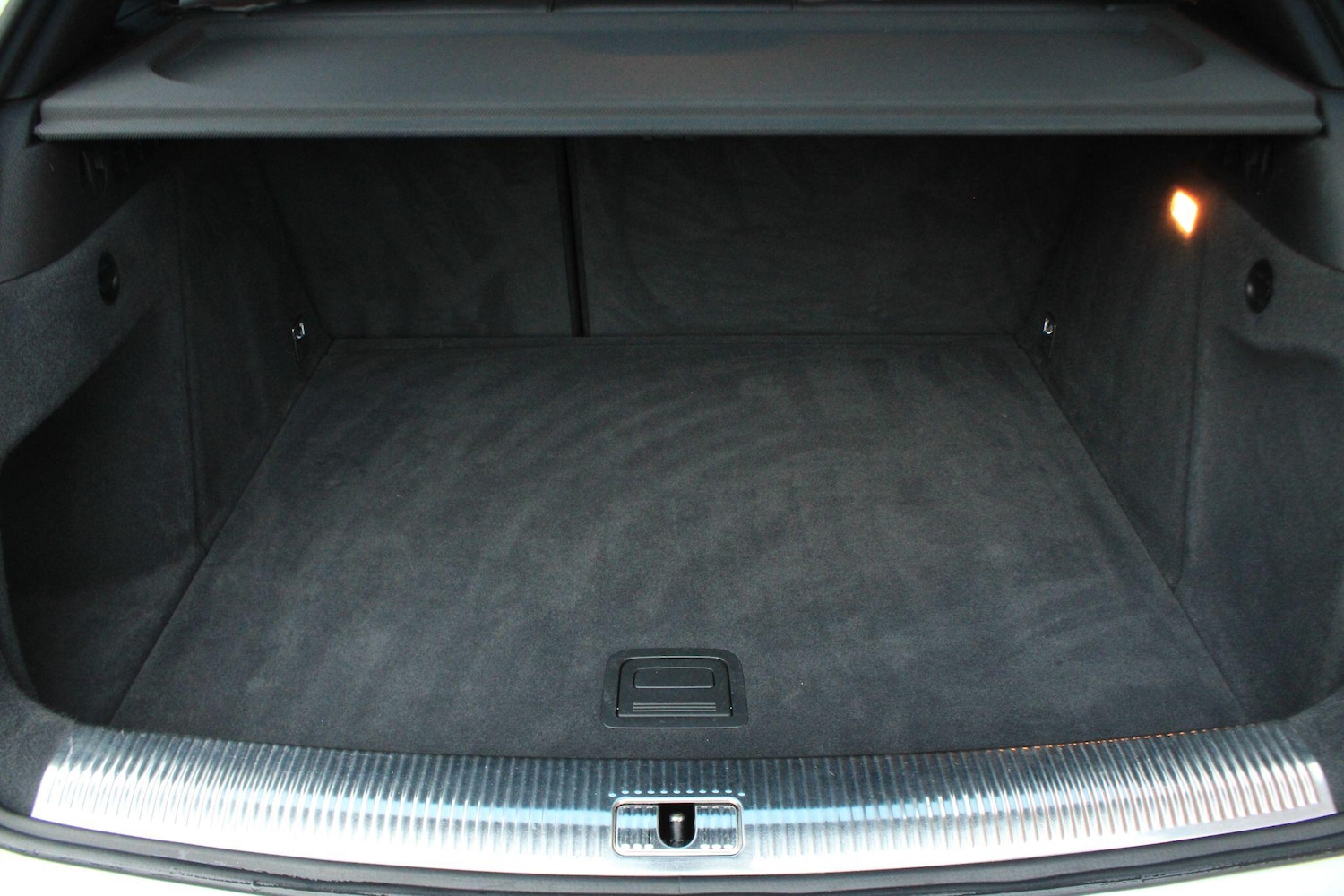 Used Audi Q3 2014 for sale - 76839883: Photo 10