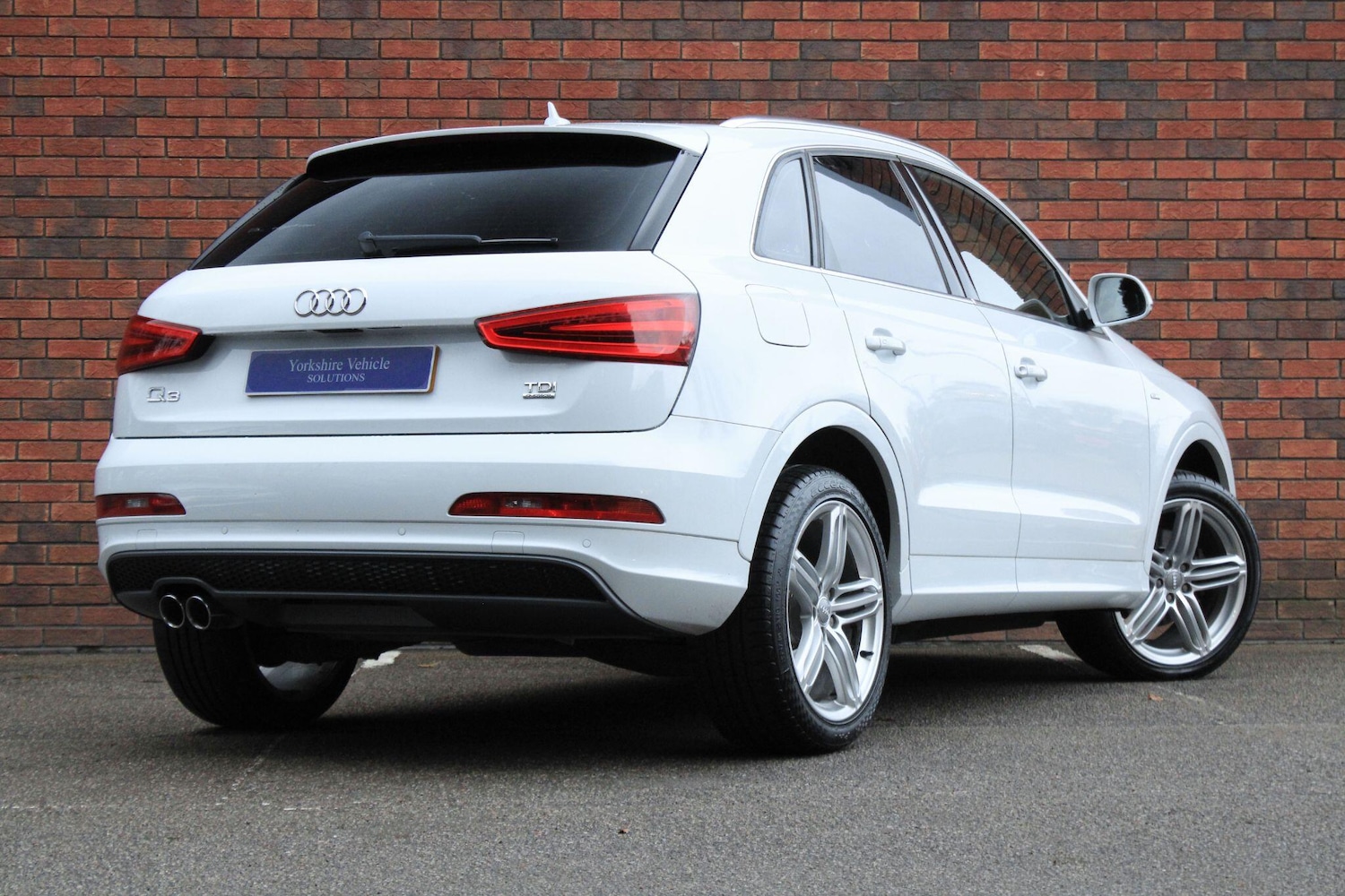 Used Audi Q3 2014 for sale - 76839883: Photo 13