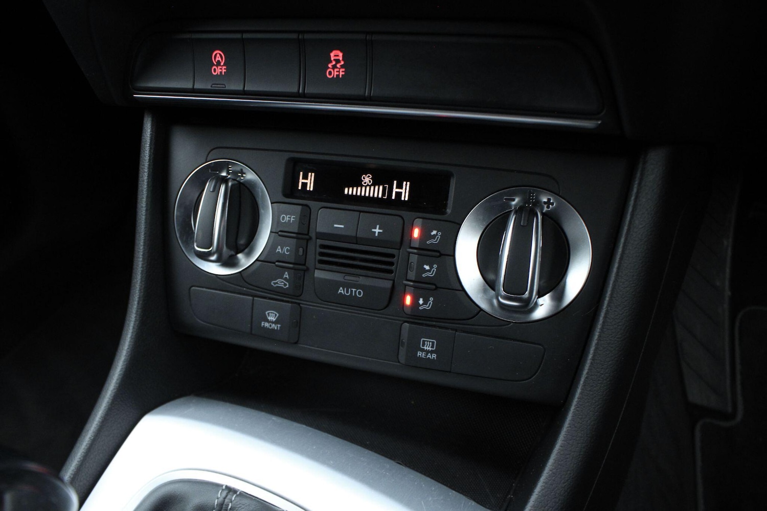 Used Audi Q3 2014 for sale - 76839883: Photo 16