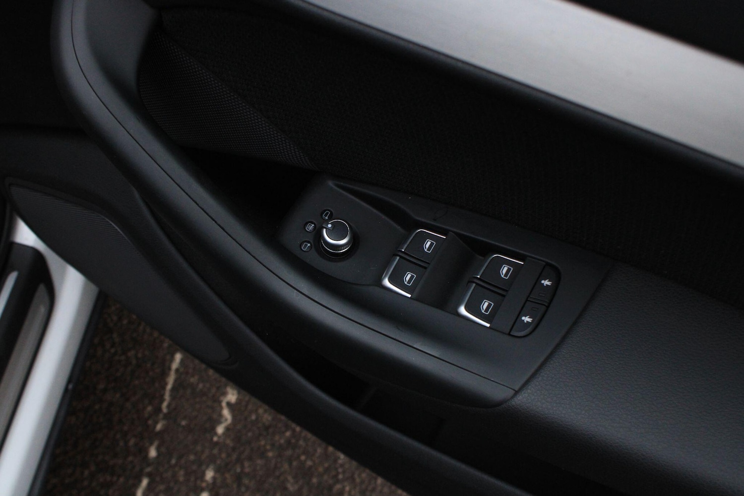 Used Audi Q3 2014 for sale - 76839883: Photo 27