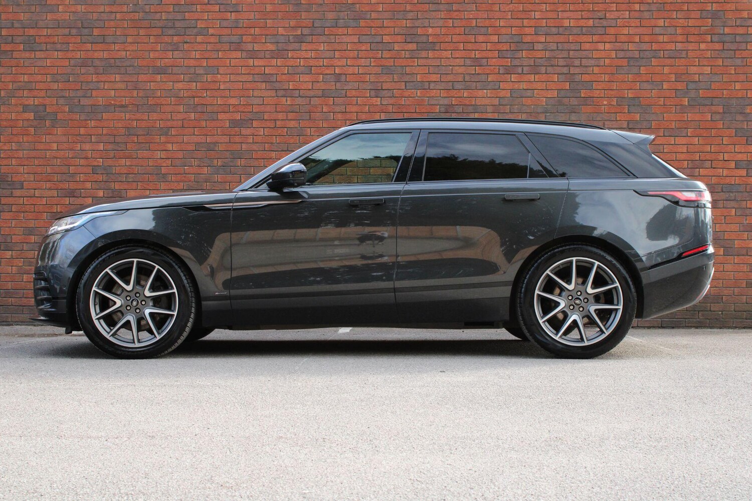 Used Land Rover Range Rover Velar 2021 for sale - 77738536: Photo 16