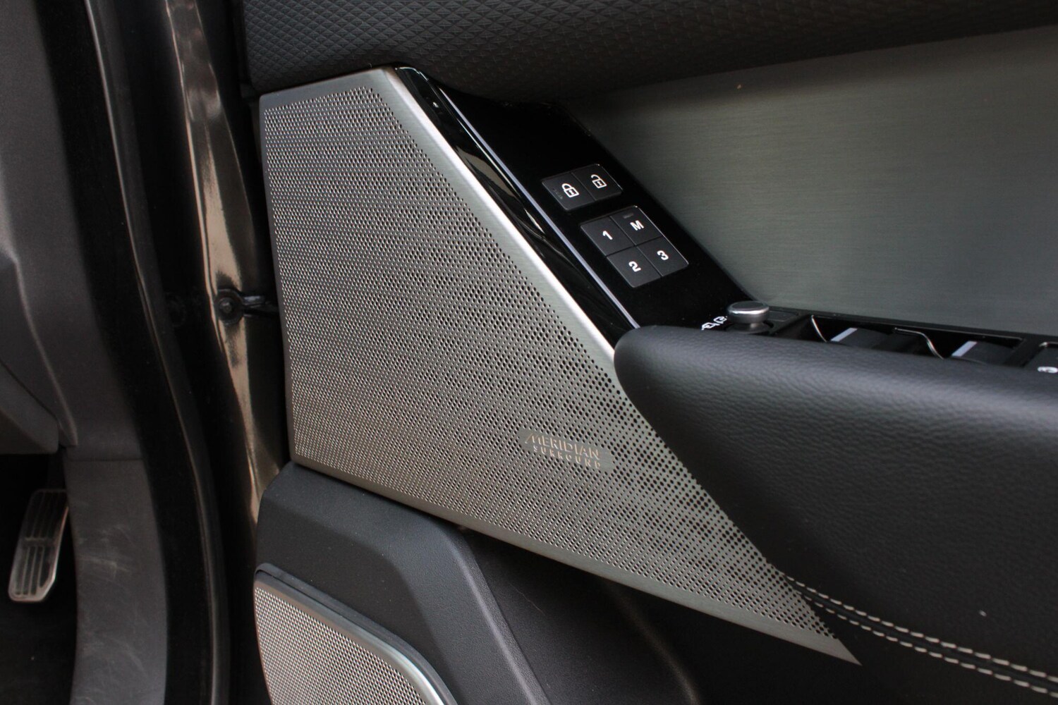 Used Land Rover Range Rover Velar 2021 for sale - 77738536: Photo 33