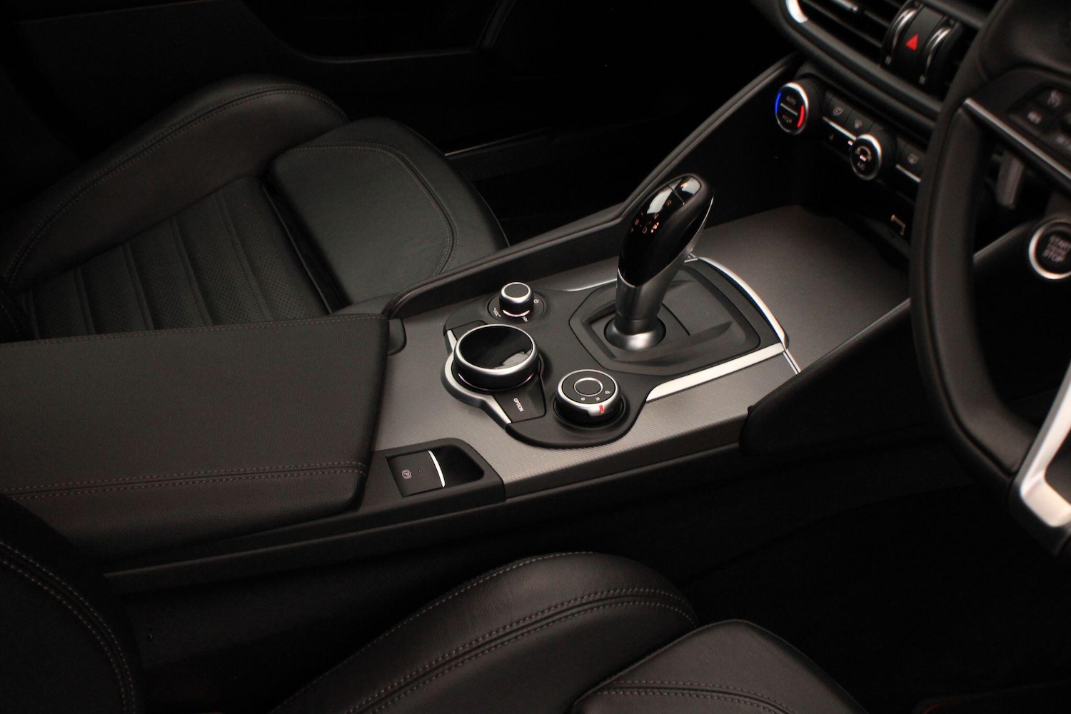 Used Alfa Romeo Giulia 2018 for sale - 77344457: Photo 22