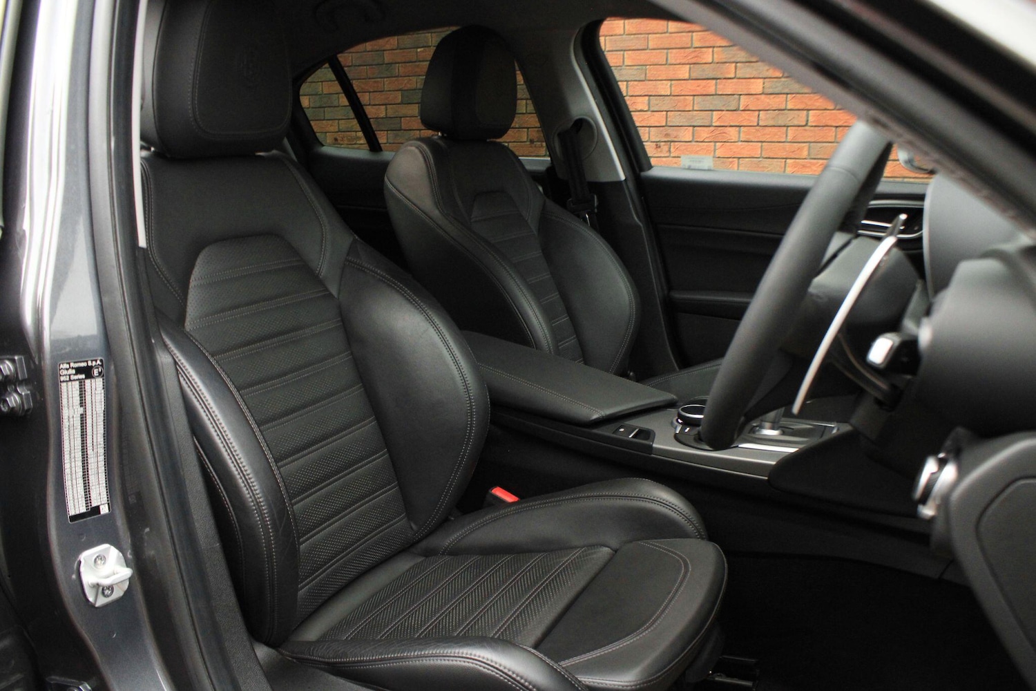 Used Alfa Romeo Giulia 2018 for sale - 77344457: Photo 4