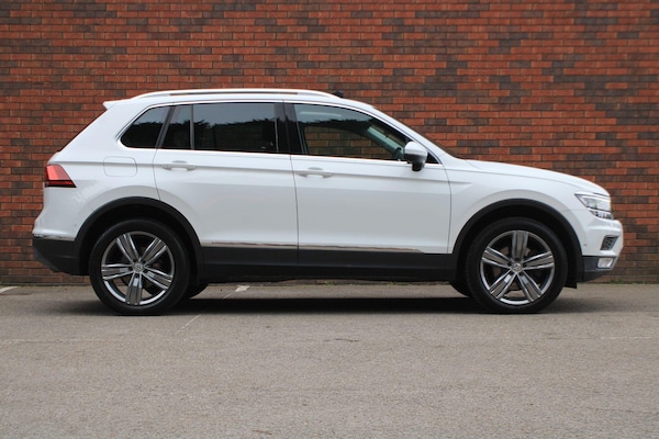 Used Volkswagen Tiguan 2016 for sale - 76201436: Photo 2