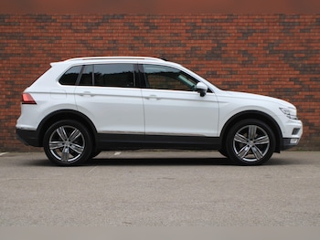 Used Volkswagen Tiguan 2016 for sale - 76201436: Photo 2