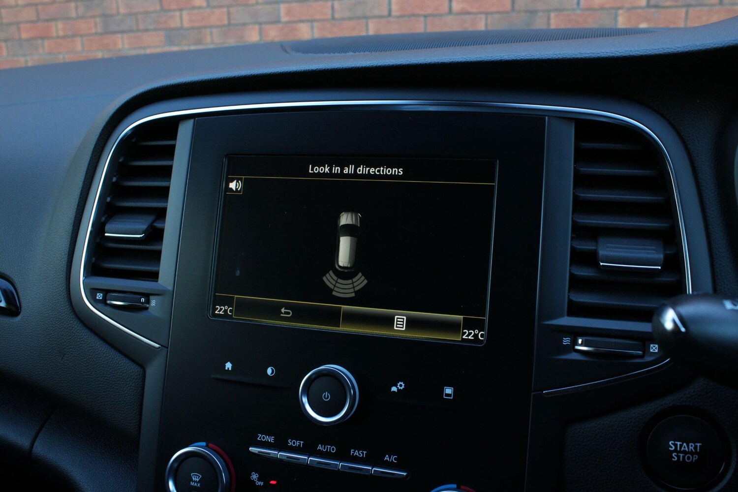 Used Renault Megane for sale - 77925352: Photo 26