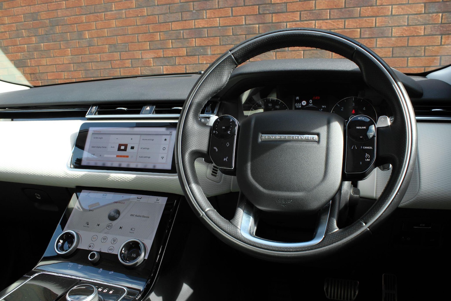 Used Land Rover Range Rover Velar 2019 for sale - 78033866: Photo 11