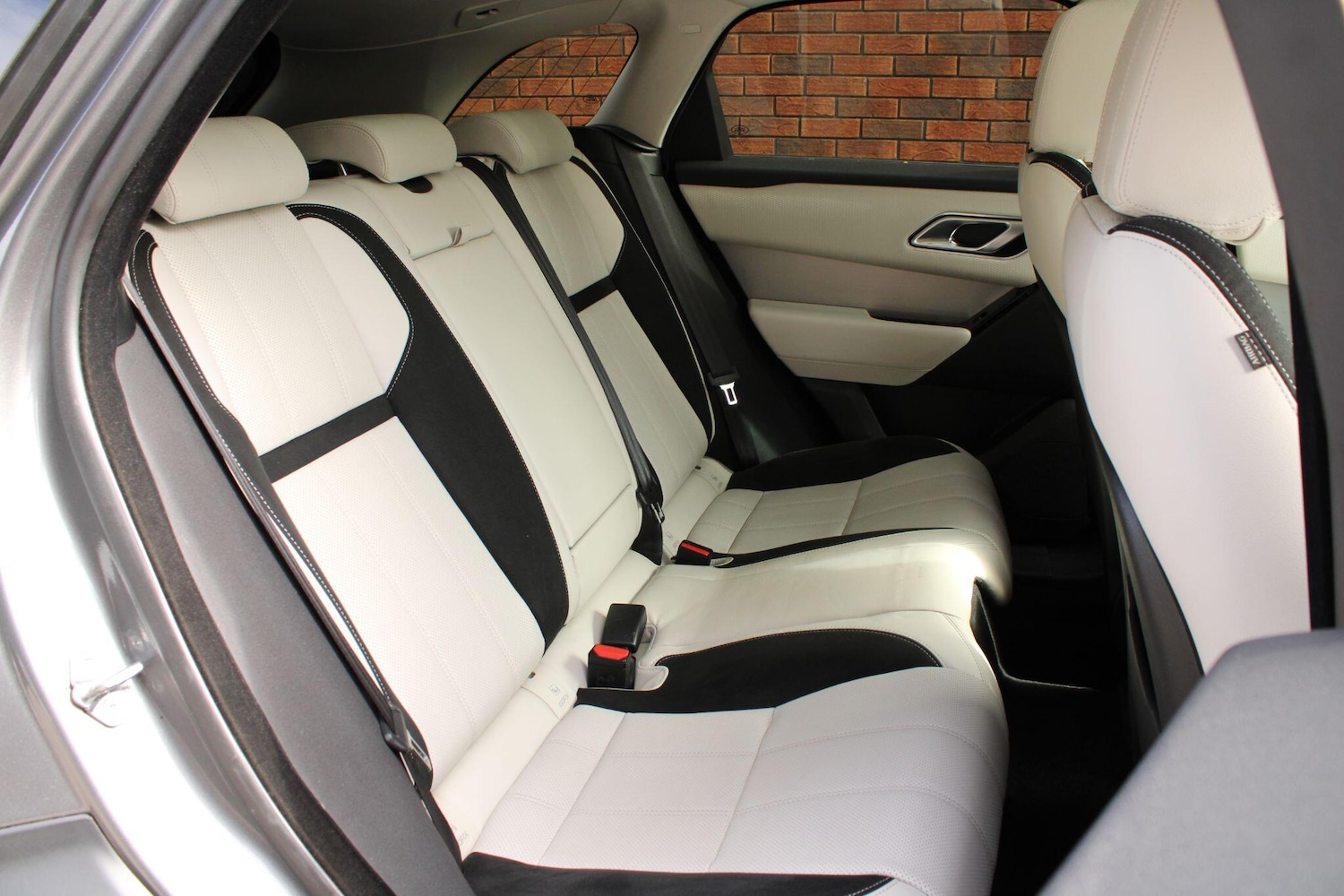 Used Land Rover Range Rover Velar 2019 for sale - 78033866: Photo 12