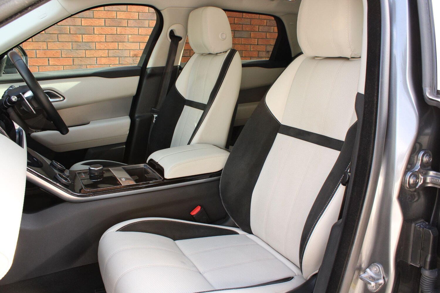 Used Land Rover Range Rover Velar 2019 for sale - 78033866: Photo 19