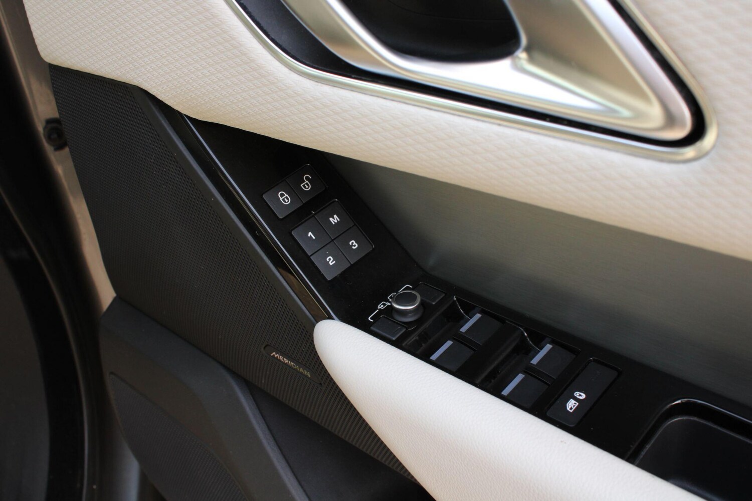 Used Land Rover Range Rover Velar 2019 for sale - 78033866: Photo 30