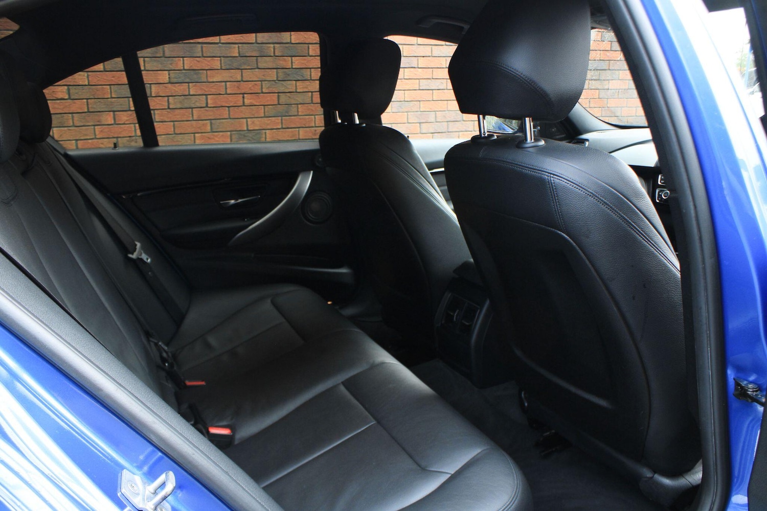 Used BMW 3 Series 2015 for sale - 76361305: Photo 10