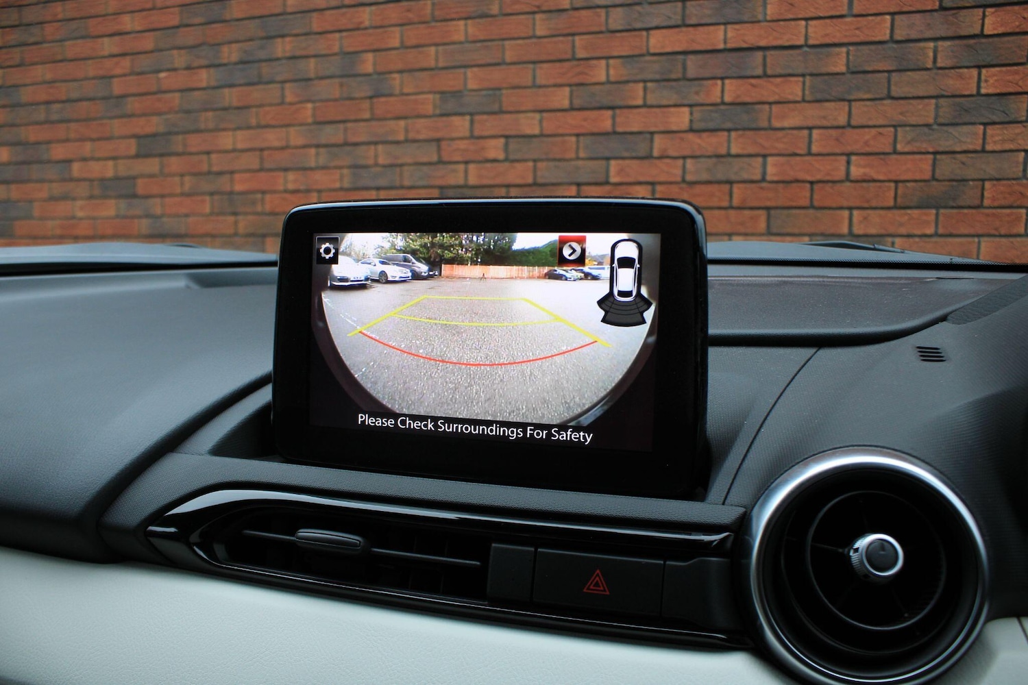 Used Mazda MX-5 2023 for sale - 76550742: Photo 11