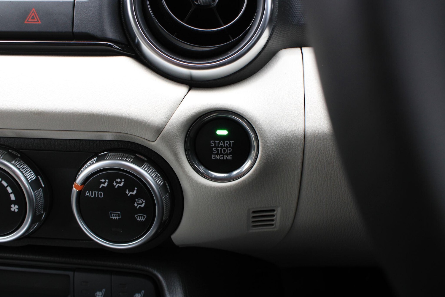 Used Mazda MX-5 2023 for sale - 76550742: Photo 29