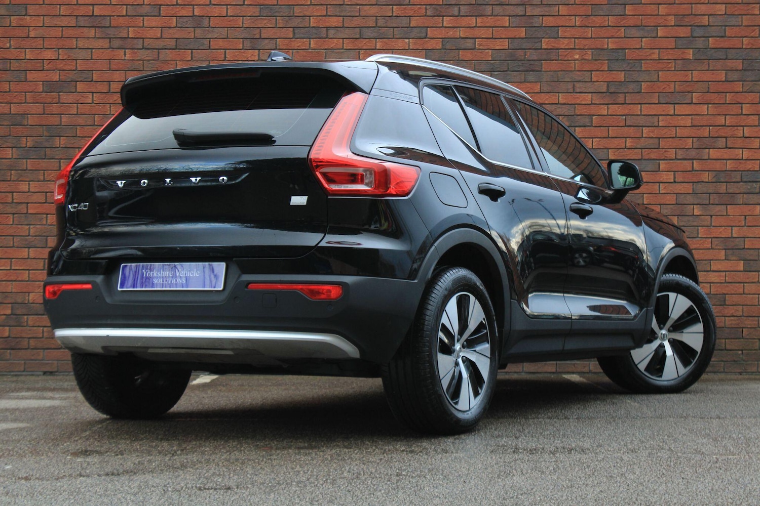 Used Volvo XC40 2023 for sale - 76976702: Photo 16