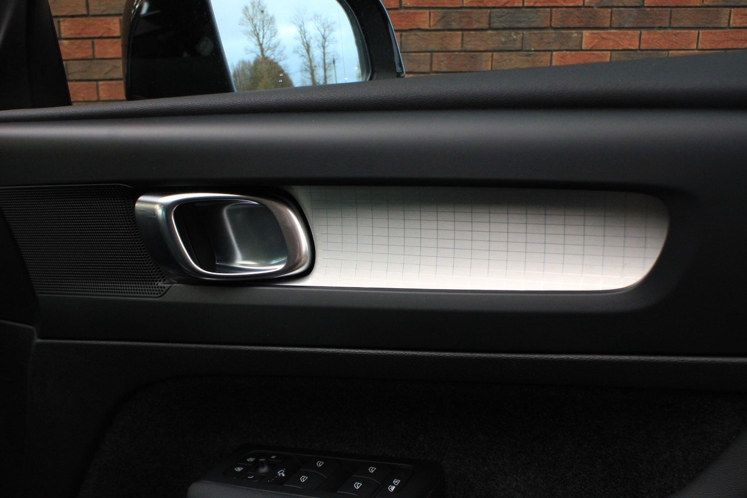 Used Volvo XC40 2023 for sale - 76976702: Photo 32