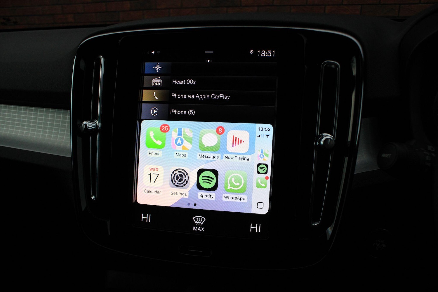 Used Volvo XC40 2023 for sale - 76976702: Photo 7