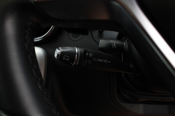 Used Mercedes-Benz SLK 2015 for sale - 75781469: Photo 28