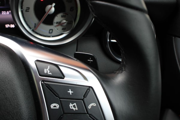 Used Mercedes-Benz SLK 2015 for sale - 75781469: Photo 32