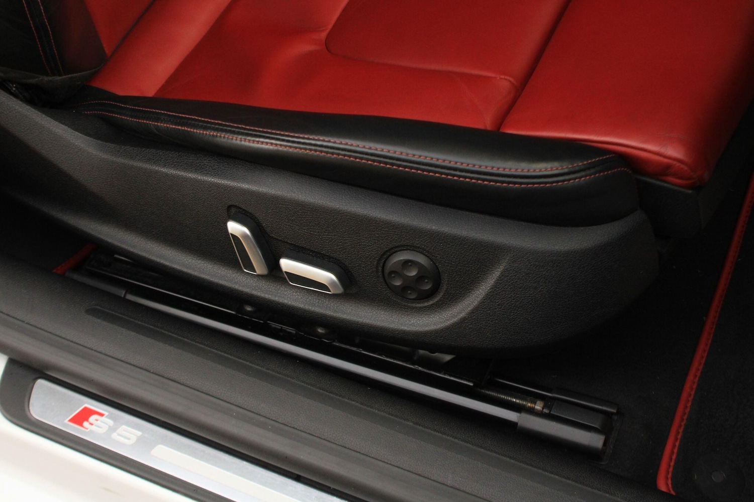 Used Audi S5 for sale - 77612321: Photo 34