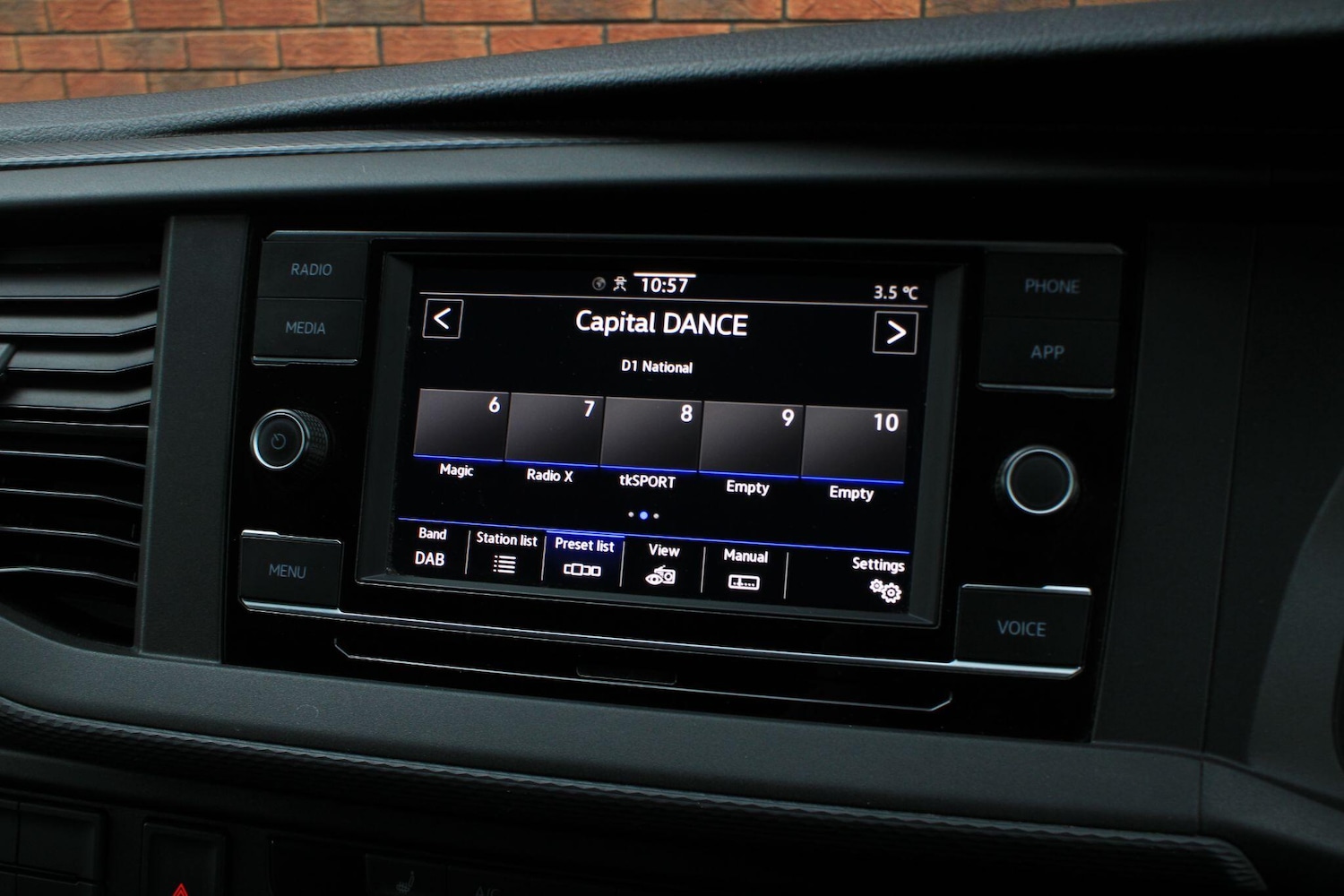 Used Volkswagen Transporter 2024 for sale - 77040296: Photo 22