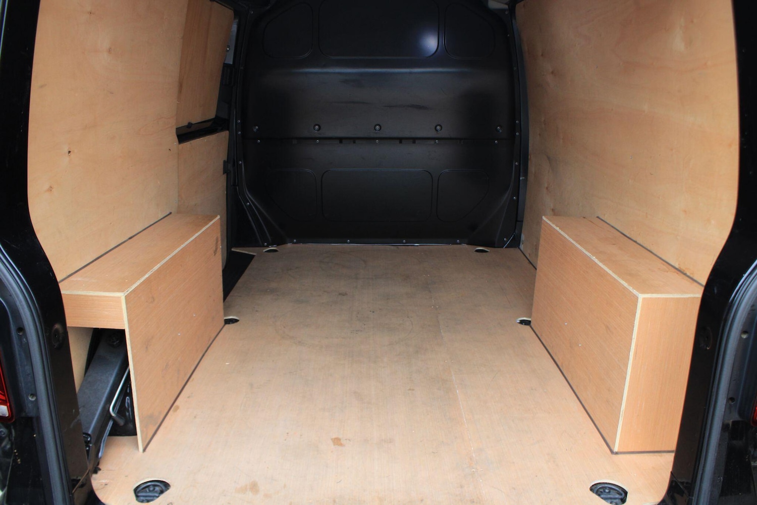 Used Volkswagen Transporter 2024 for sale - 76727841: Photo 11