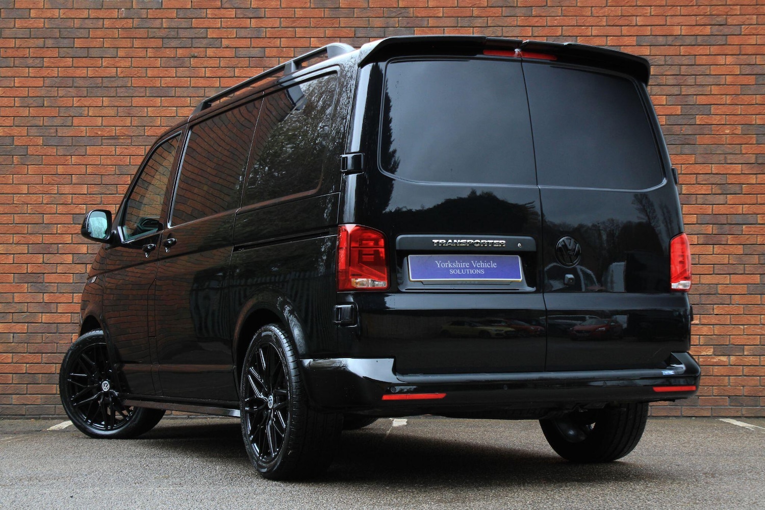 Used Volkswagen Transporter 2024 for sale - 76727841: Photo 3