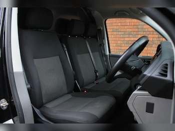 Used Volkswagen Transporter 2024 for sale - 76727841: Photo