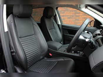 Used Land Rover Discovery Sport 2020 for sale - 78275994: Photo