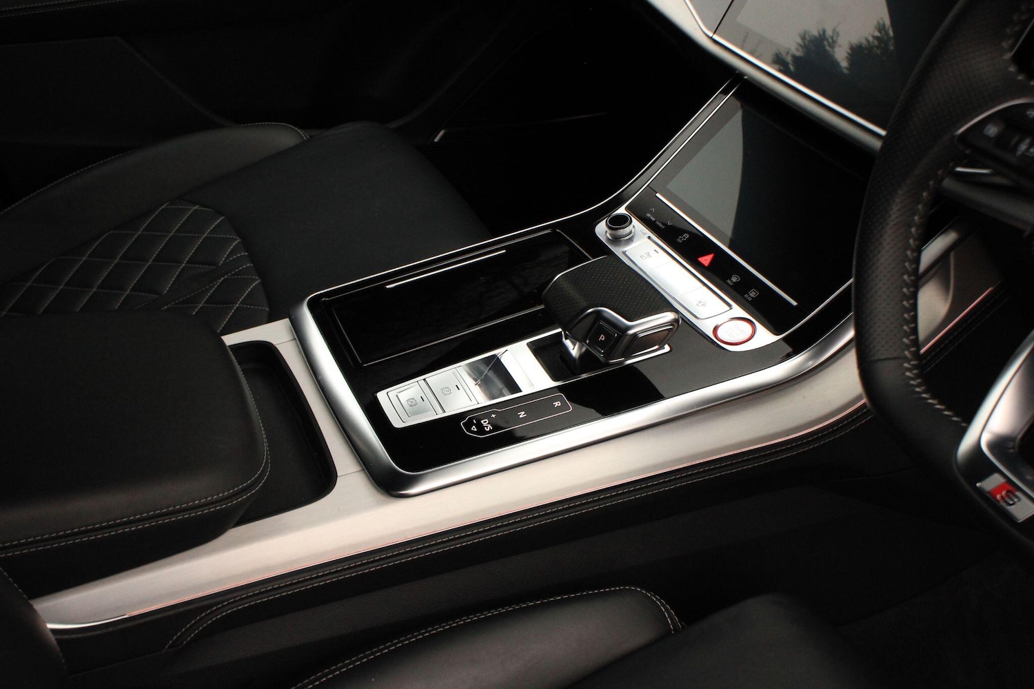 Used Audi Q8 2019 for sale - 76823575: Photo 22