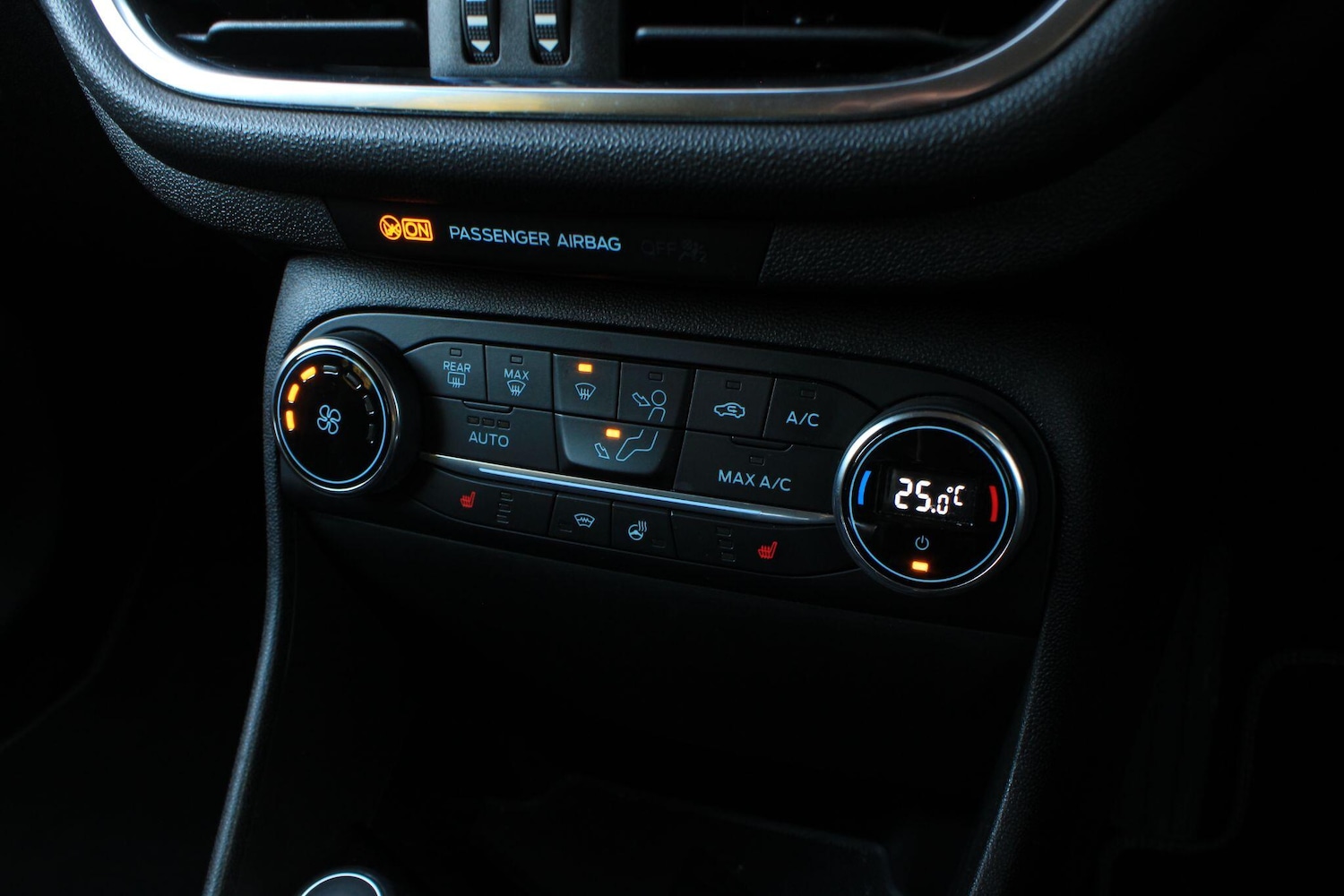 Used Ford Fiesta 2018 for sale - 76714796: Photo 21