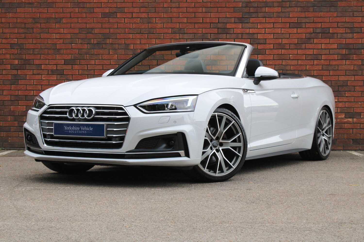 Used Audi A5 Cabriolet 2019 for sale - 76059577: Photo 18