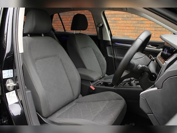 Used Volkswagen Golf 2020 for sale - 79589601: Photo