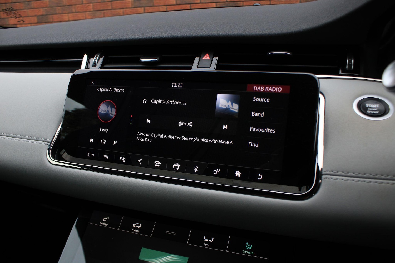 Used Land Rover Range Rover Evoque 2020 for sale - 76550922: Photo 32