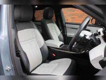 Used Land Rover Range Rover Evoque 2020 for sale - 76550922: Photo