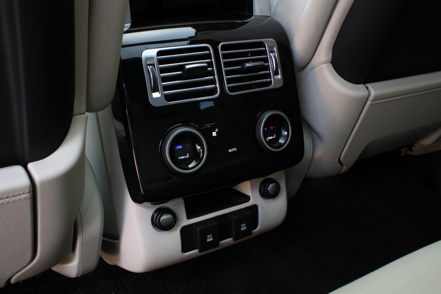 Used Land Rover Range Rover 2020 for sale - 76701976: Photo 37